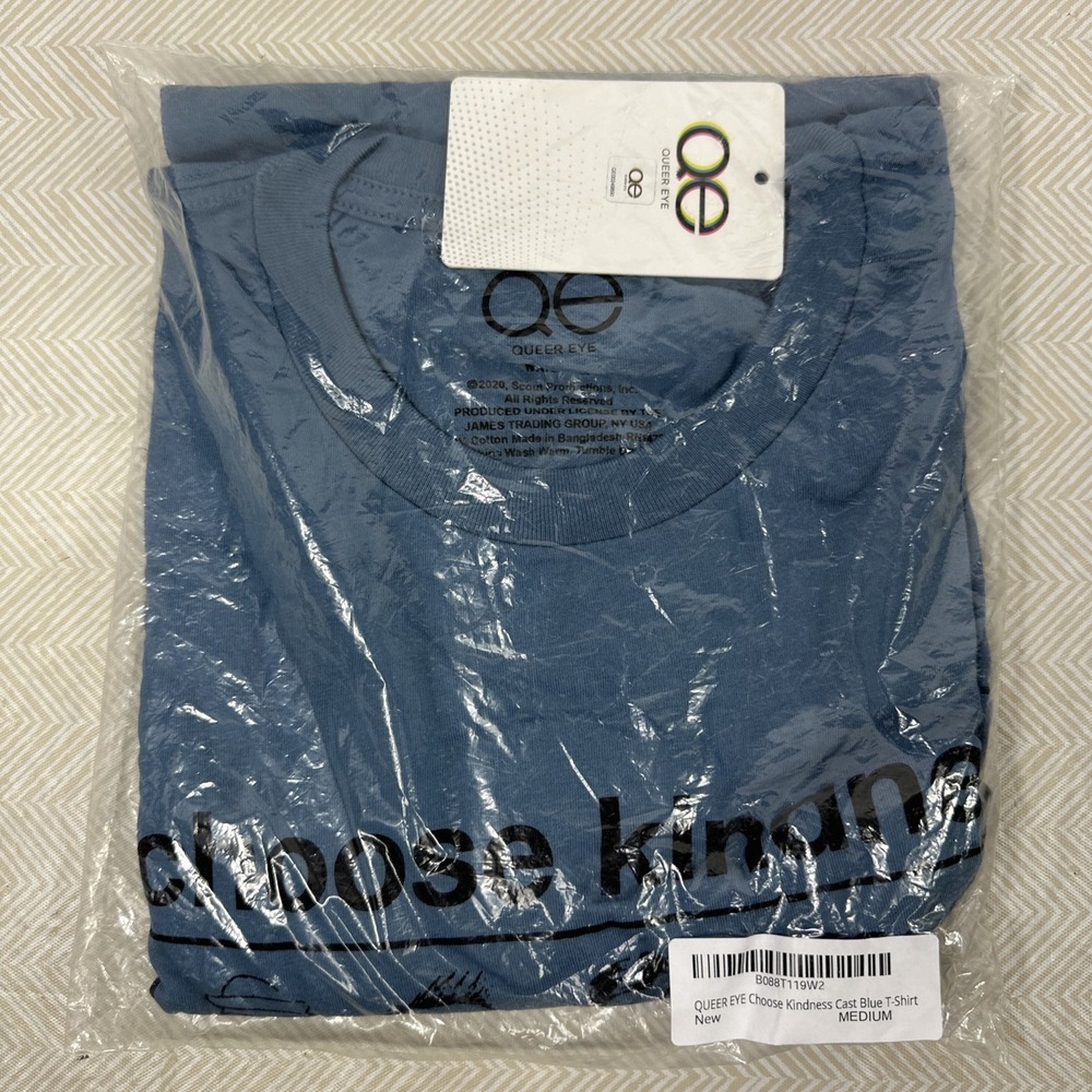 Queer Eye Graphic Tee‎ Shirt  Mens Medium Choose Kindness Short Sleeve Blue NWT